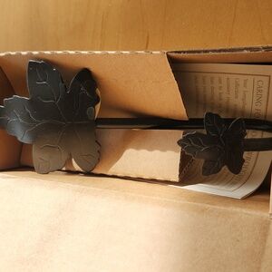 Longaberger Iron Maple Leaf Wall Hook - Black